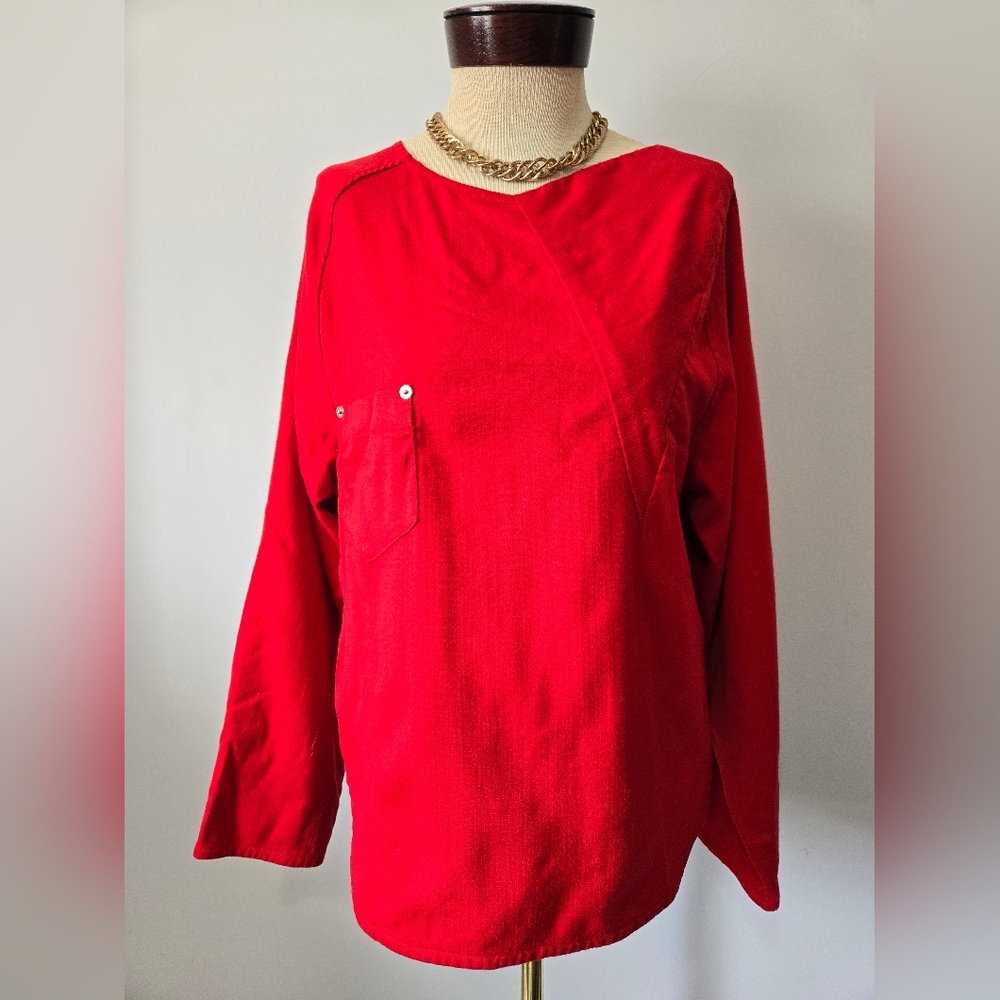 Vejas By Vejas Kruszewski  Vibrant Red Wool Top. Size Large